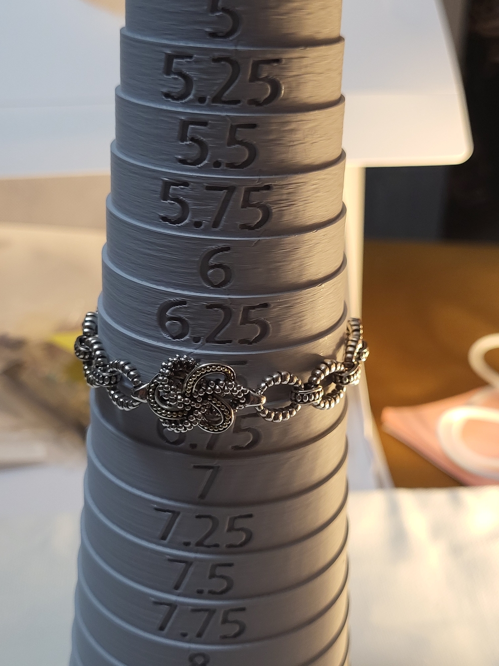LAGOS Silver and Gold Love Knot Pendant Bracelet. Without original box. # 227 - Picture 6 of 9